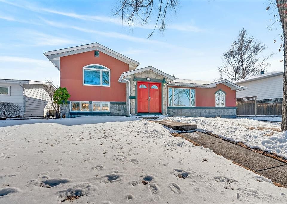 1st image of 1027 N 75th Ave SW