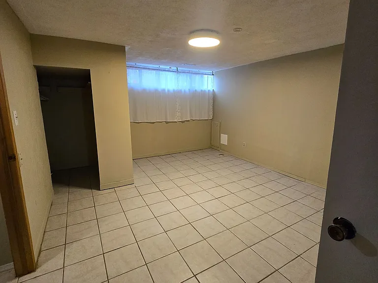 14 Richardson Dr #B — Photo 6