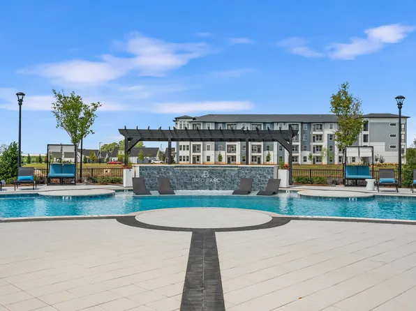 Brio Parc Apartments & Townhomes