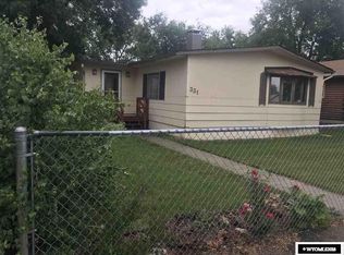 331 Campbell Ave, Kaycee, WY 82639