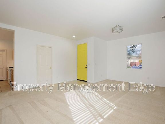 2nd image of 127 Fuerte Ct