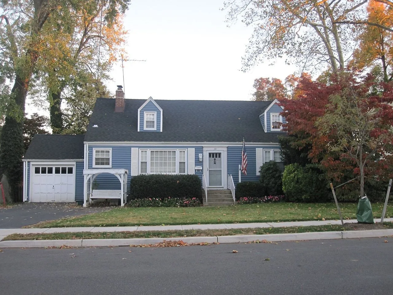 68 Silverton Ave photo 1
