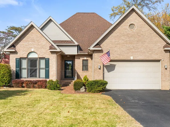 204 Rose Hill Cres, Staunton, VA 24401