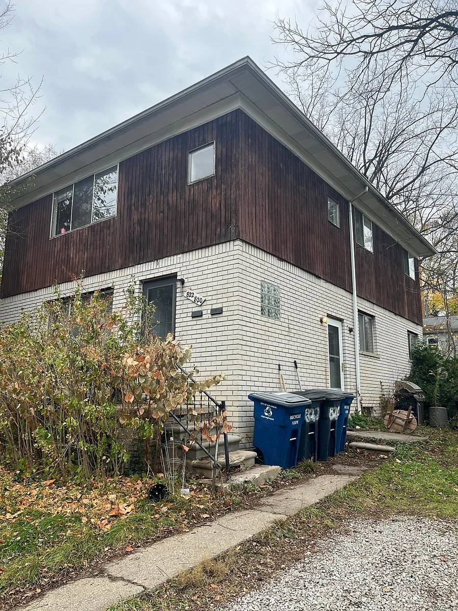 820 Fountain St Apt LOWER, Ann Arbor, MI 48103 HotPads