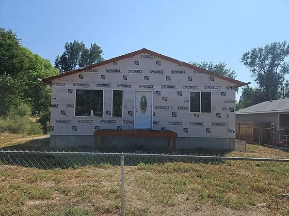 219 W Washington Ave, Homedale, ID 83628