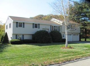 21 Sumac St, Billerica, MA 01821