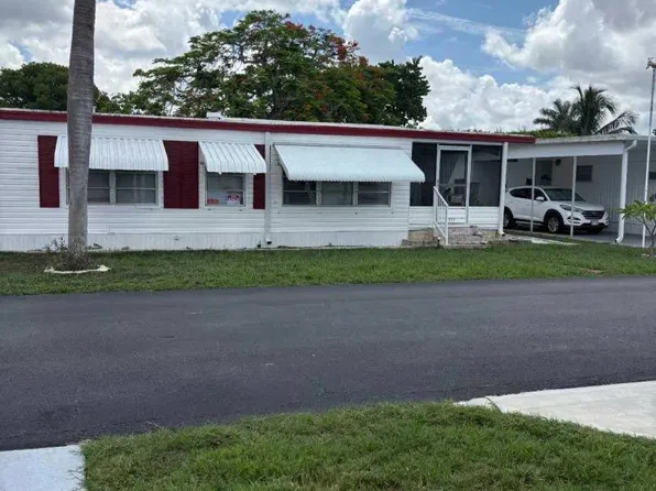 207 Pier E, Naples, FL 34112