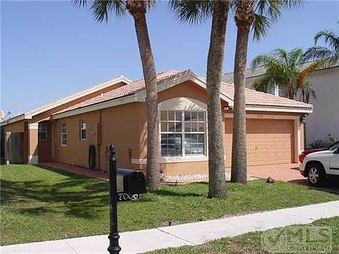 1st image of 7012 Chesapeake Cir