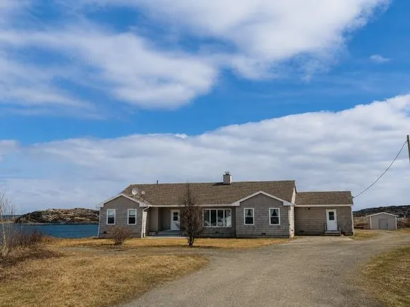 11 Starkes Road, New Wes Valley, NL A0G3P0