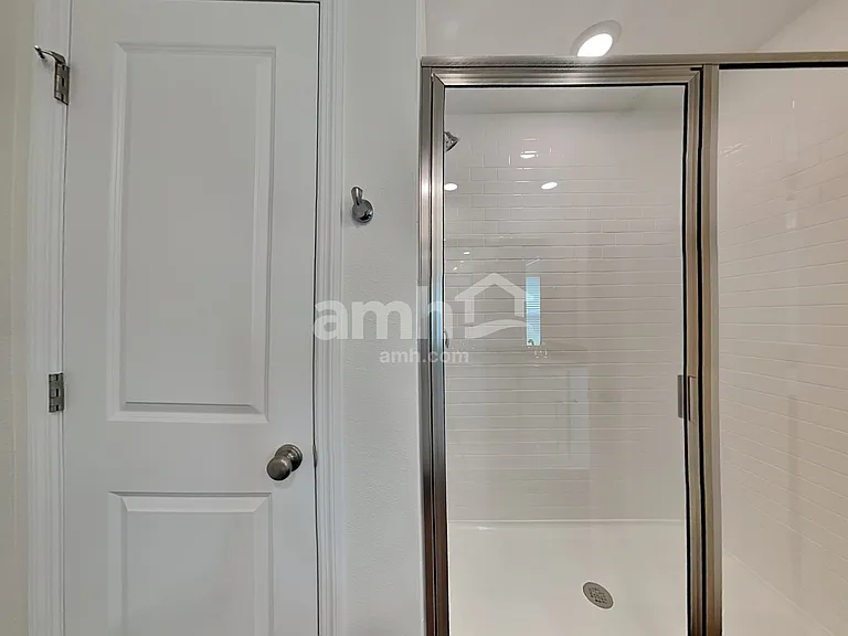 27273 Saint Andrews Ave — Photo 12