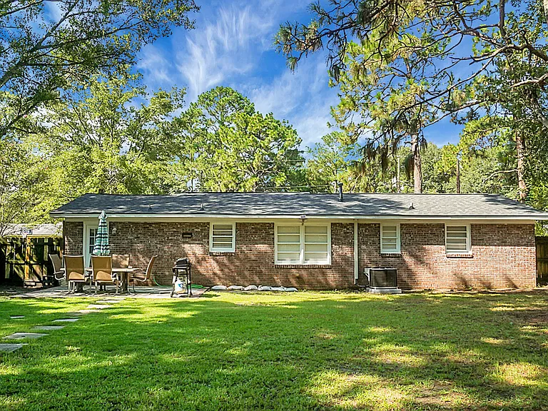 4452 Garwood Dr — Photo 33