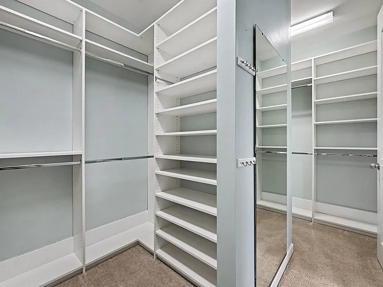 14131 Old Vermillion Dr — Photo 21