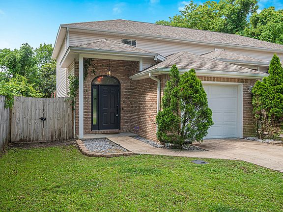 3rd image of 702 Doyce Dr