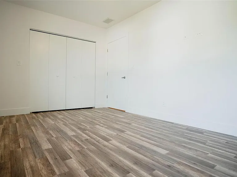 1413 NE 5th Ave #1 — Photo 27