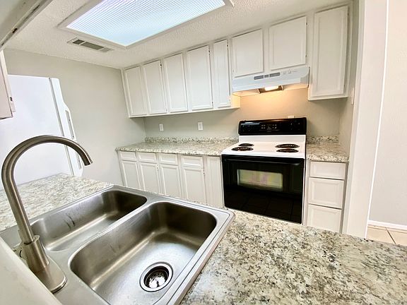 5th image of 2301 N Pecos St APT 123