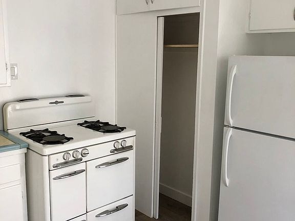 5th image of 1321 N Orange Dr #11589027