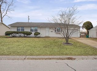 601 Dartmouth Dr, O'Fallon, IL