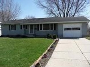 608 11th Ave SE, Waseca, MN 56093