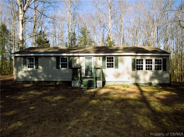 1451 W Rose Garden Rd, West Point, VA 23181