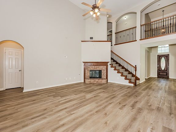 5th image of 1114 Fleming Ct