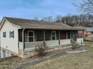 1053 Spout Springs Rd, Morristown, TN 37814