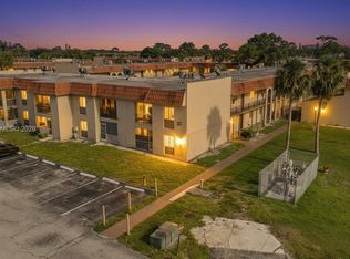 Forest Hill Gardens, West Palm Beach, FL 33415