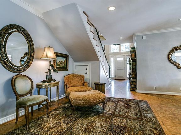 5th image of 4303 University Blvd