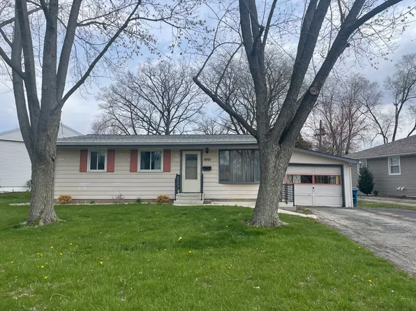 1801 E Duane Blvd, Kankakee, IL 60901