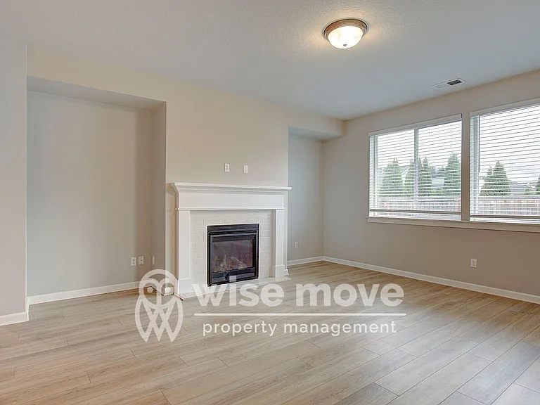 811 SW 4th Ave — Photo 8
