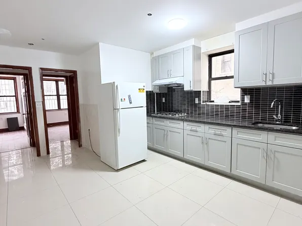 916 41st Street image 1 of 9