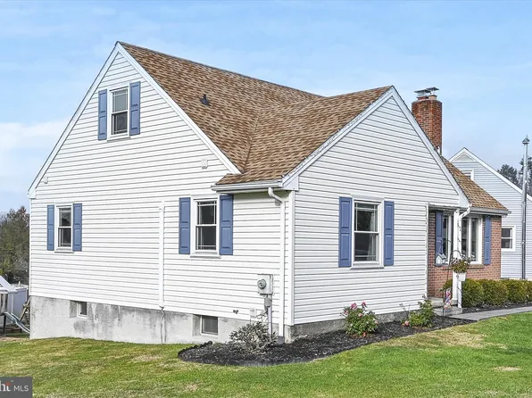 715 Tamarack Trl, Reading, PA 19607