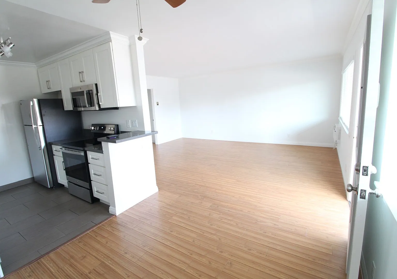 9612 Lucerne Ave — Photo 3