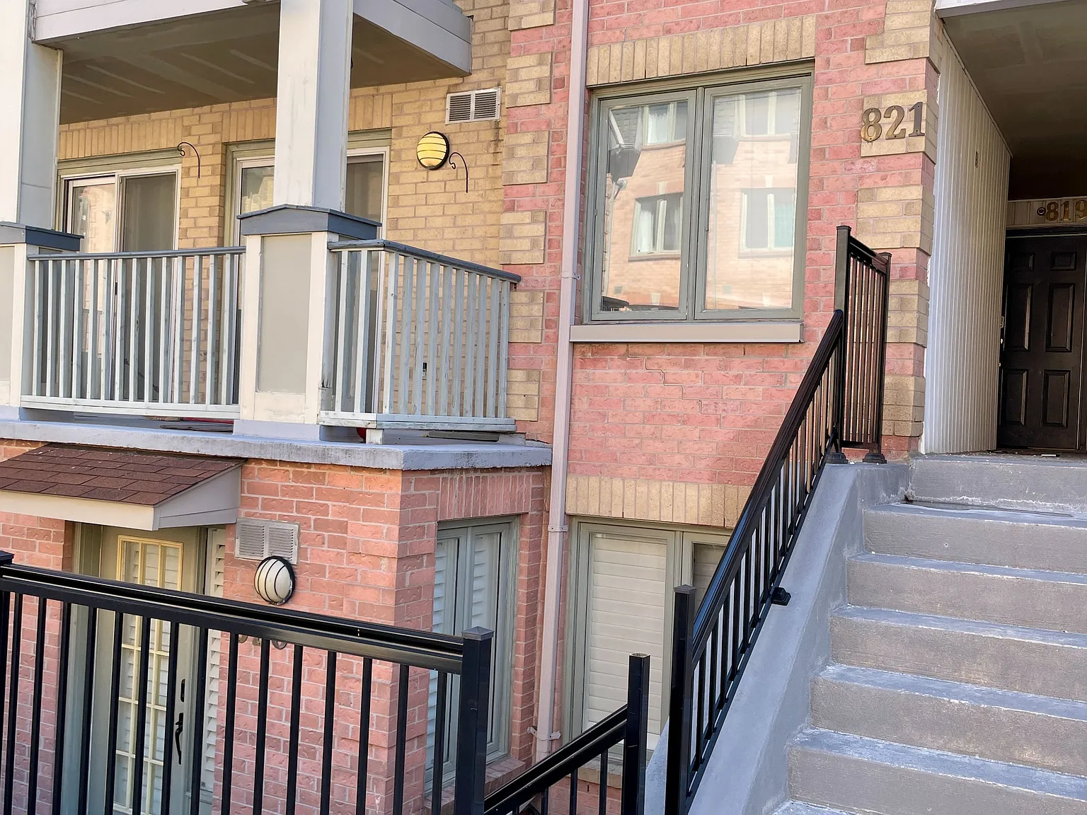 2 bed, $2,750 — Photo 2