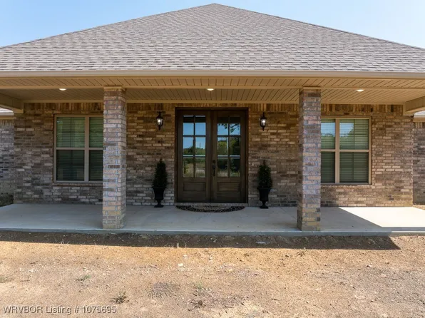 7900 Shaver Rd, Lavaca, AR 72941