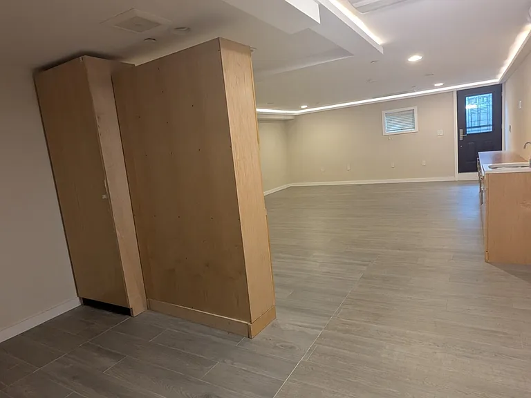 143 Bay 31st St #1 — Photo 15
