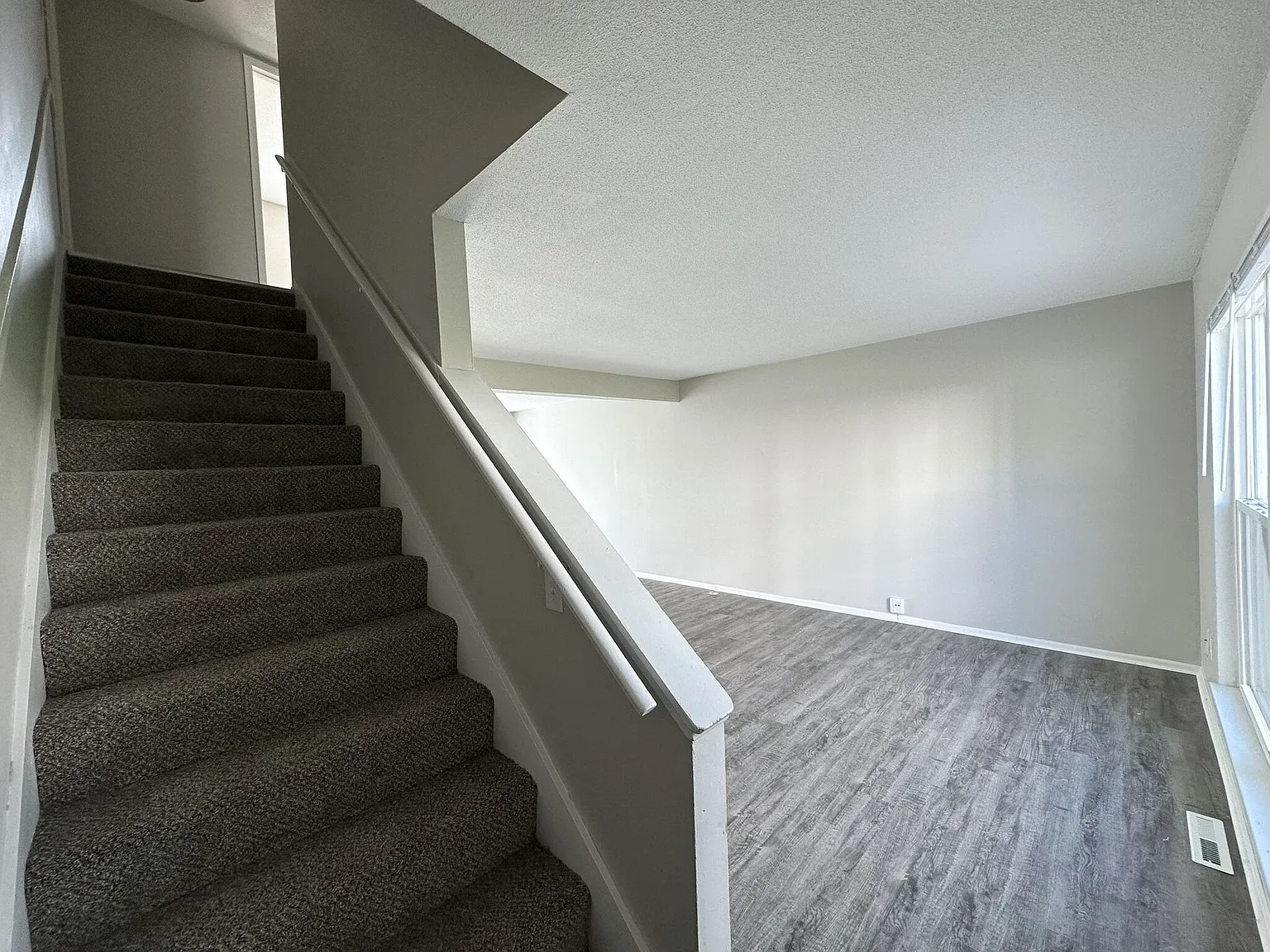 Maple Hills Apartments — Photo 4