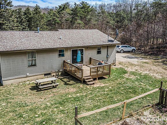 5th image of 8933 Cottonwood Ave