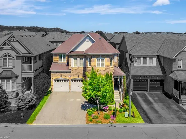 468 Coombs Ct, Milton, ON L9T 7N5