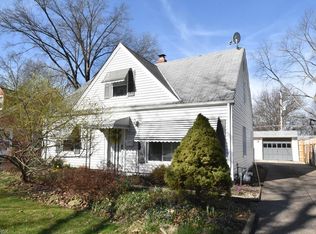 6960 Beresford Ave, Parma Heights, OH 44130