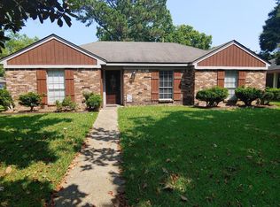 108 Geraldine Dr, Lafayette, LA 70503