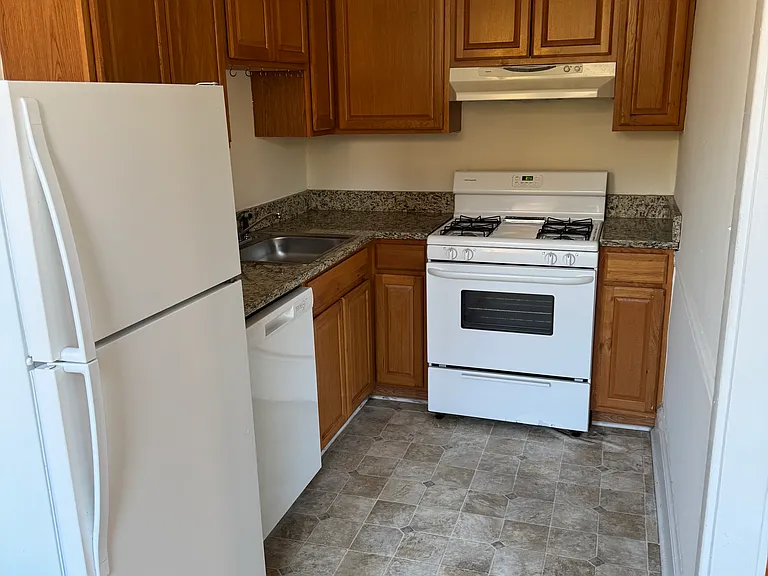 603 Westover Ave #24 — Photo 4