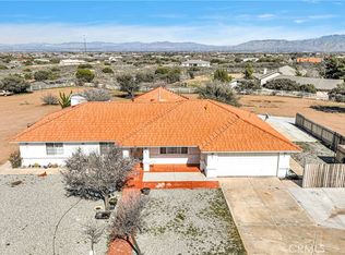 11730 Duxbury Rd, Oak Hills, CA 92344