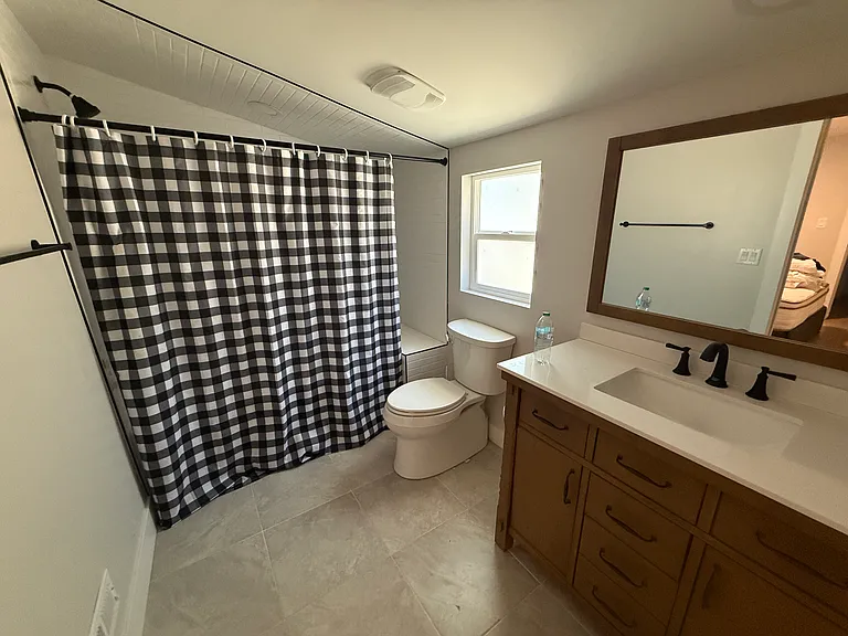 287 E 200 N — Photo 7