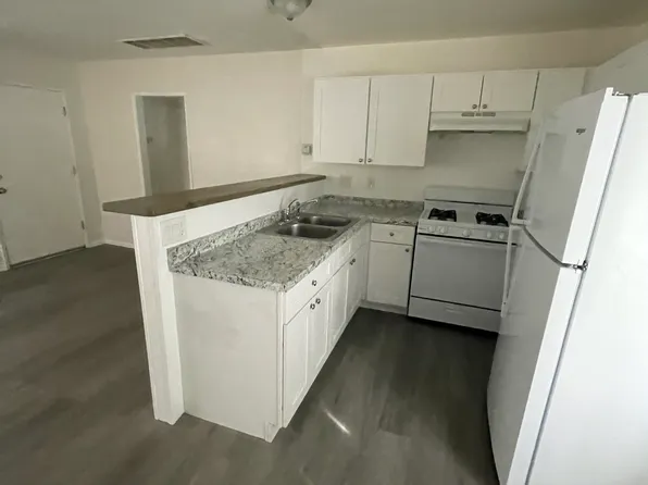 361 S Maple Ave, Rialto, CA 92376