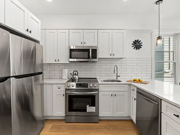 695 Bennington St #1 — Photo 9