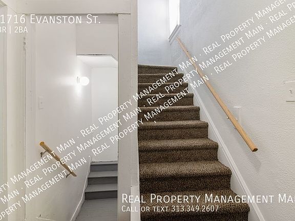 3rd image of 11716 Evanston St