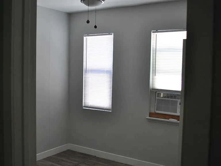252 Royal Coach Ave — Photo 9