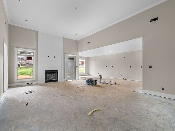 3rd image of 305 Frontier Dr Lot 2