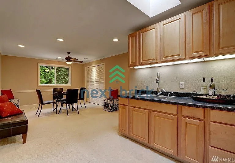 22310 SE 18th Ct — Photo 13
