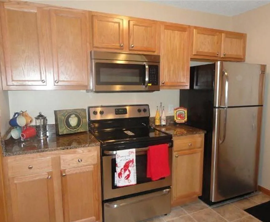 4417 Naper Bay — Photo 2